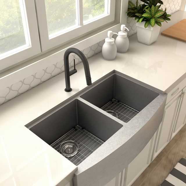 ZLINE Autograph Edition Matte Black Voltaire Pull Down Single Handle Kitchen Faucet-2