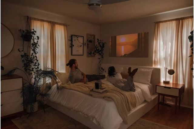 LG CineBeam Q 4K UHD Smart Portable Laser Projector-6