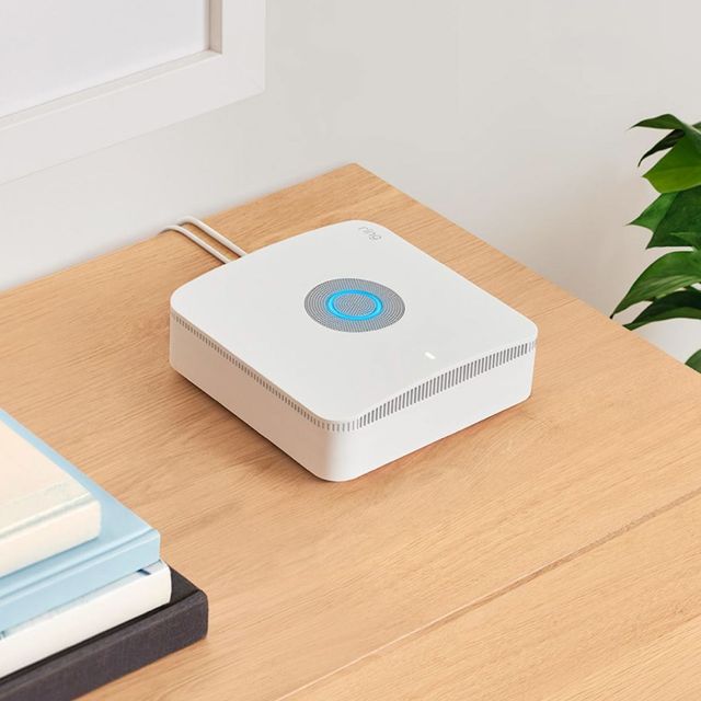 ring White Alarm Pro Base Station-2