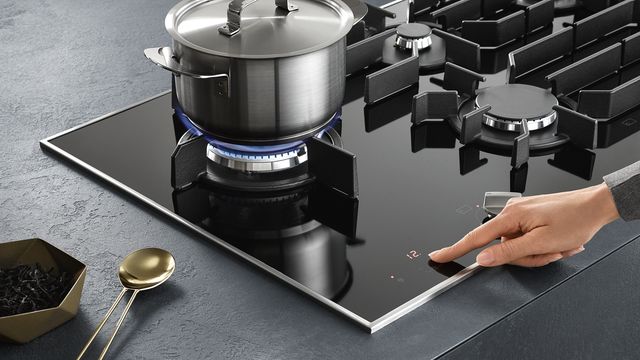 Miele 36" Black Gas Cooktop-3