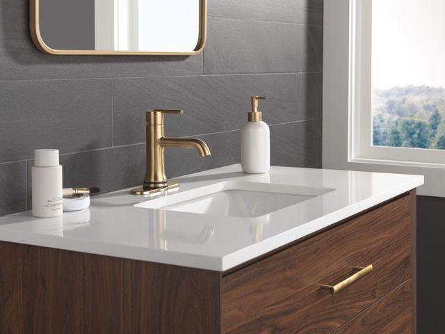 Delta Trinsic® Champagne Bronze Touch2O Bathroom Faucet with Touchless Technology with Lever Handle-3