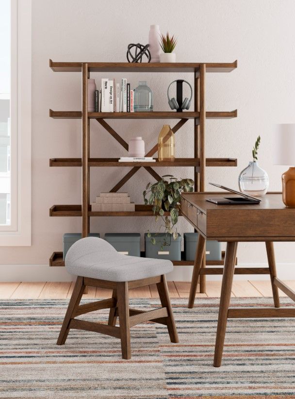 Signature Design by Ashley® Lyncott Brown/Light Gray Home Office Desk Chair-4