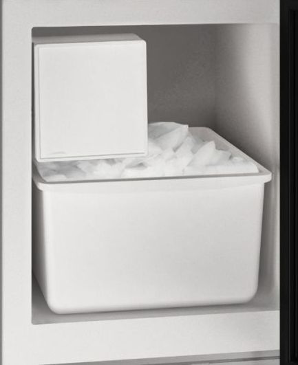 U-Line®  ADA Series 14" 23 lb. White Solid Ice Maker-1