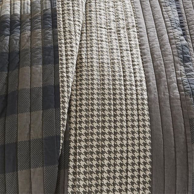 Olliix by Woolrich Taupe King/California King Winter Plains Quilt Mini Set-3