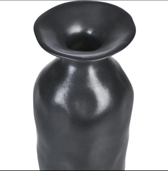 Renwil® Sirsi Matte Black Vase-2