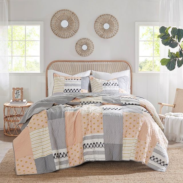 Olliix by Madison Park Ani Blush/Gray Full/Queen Three Piece Cotton Coverlet Set-1