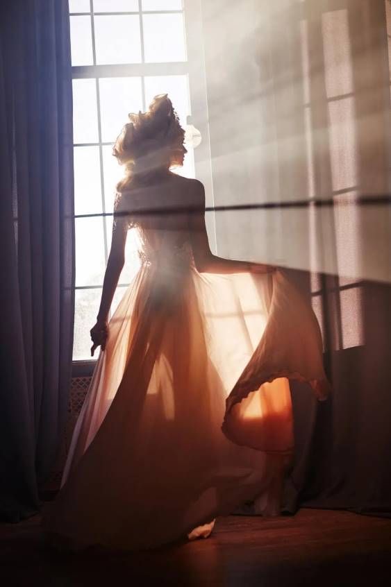 Classy Art Rays of a Woman Wall Art-0