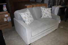 La-Z-Boy® Meyer Platinum Loveseat