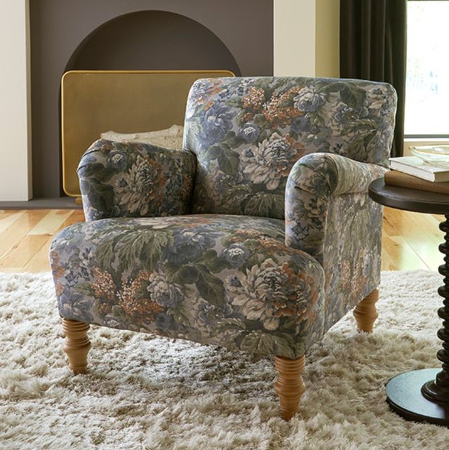 Best® Home Furnishings Customizable Emerson Stationary Chair with Honey Birch Legs-1