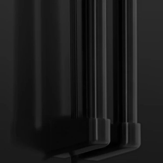 ZLINE 36" 22.5 cu. ft Fingerprint Resistant Black Stainless Steel 4-Door French Door Refrigerator with Ice Maker and Water Filter -4
