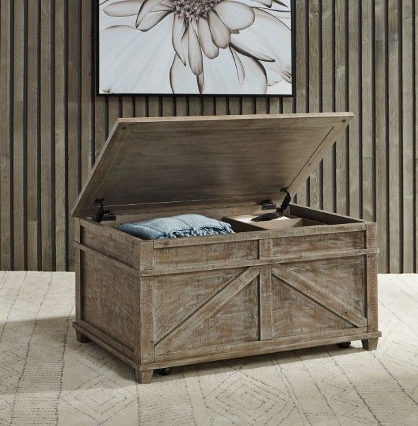 Liberty Furniture Parkland Falls Weathered Taupe Storage Trunk-1