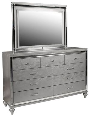 Click to view more images of the product.