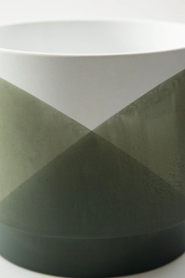 Signature Design by Ashley® Ardenridge 2-Piece Green/White Planters-3