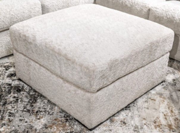Signature Design by Ashley® Cuddle Plush Arctic Oversized Accent Ottoman