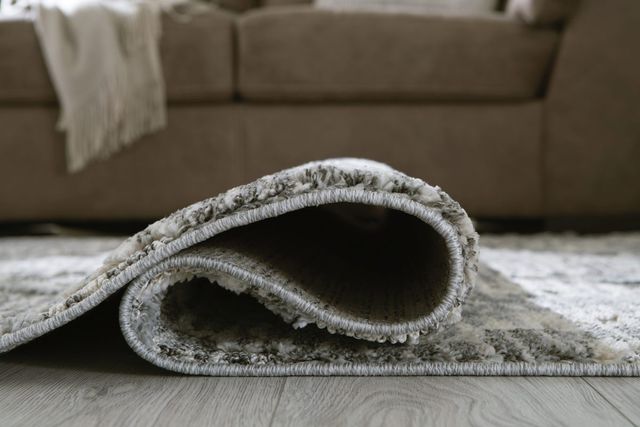 Signature Design by Ashley® Monwick Cream/Gray 5'x7' Area Rug-2