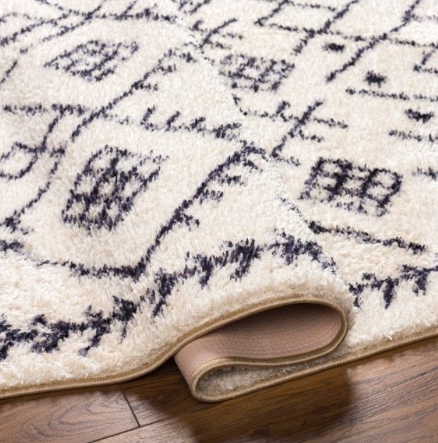 Surya Lykke Black/White 4'x6' Area Rug-3