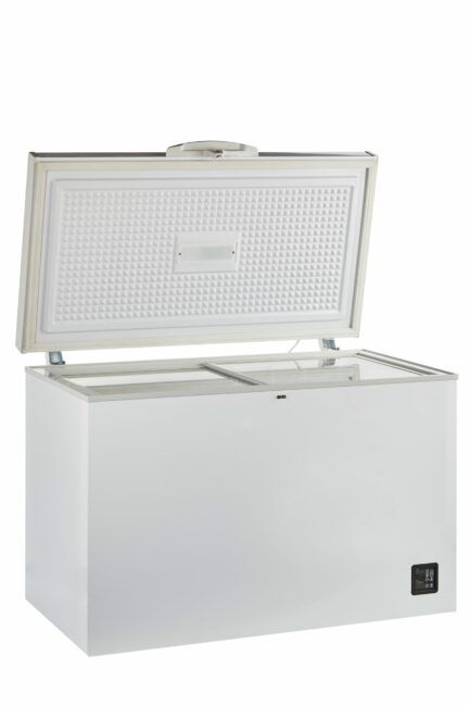 Unique Appliances 46" 9.3 Cu. Ft. White Chest Freezer-1