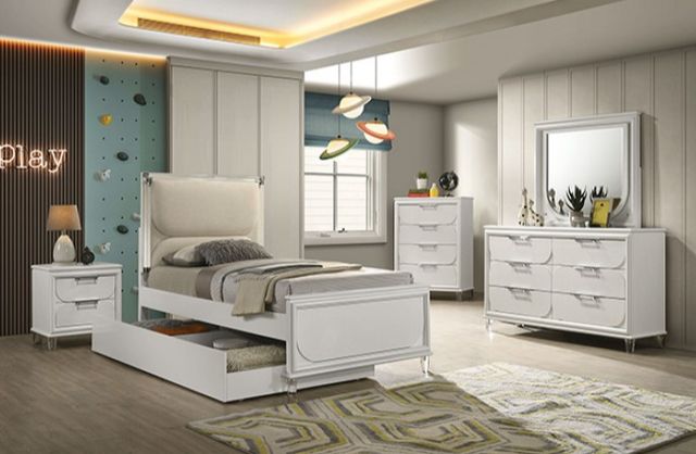 Furniture of America® Lareina 4-Piece Pearl White Full Bedroom Set-1