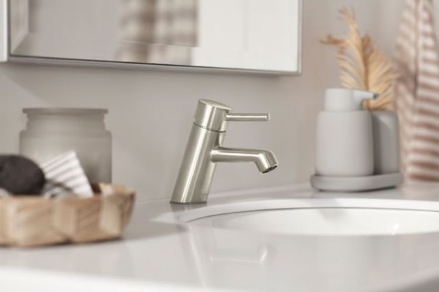Peerless Precept® Brushed Nickel Single Handle Bathroom Faucet-1