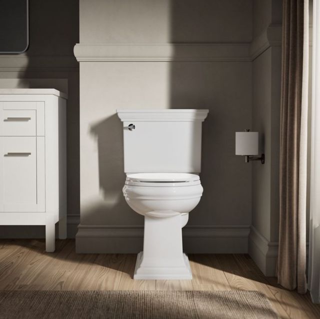 KOHLER® Brevia™ White Quiet-Close™ Round Toilet Seat-4