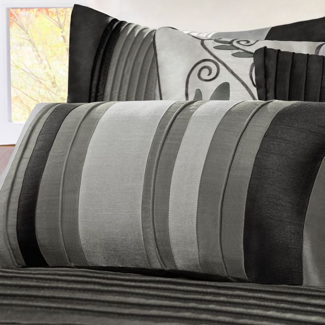 Olliix by Madison Park 7 Piece Black California King Amherst Comforter Set-3