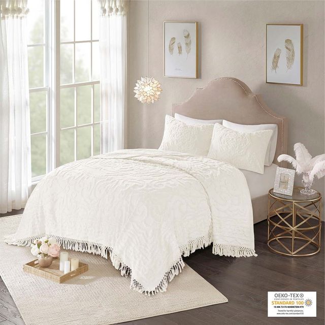 Olliix by Madison Park Ivory Full/Queen Laetitia Tufted Cotton Chenille Medallion Fringe Coverlet Set-1