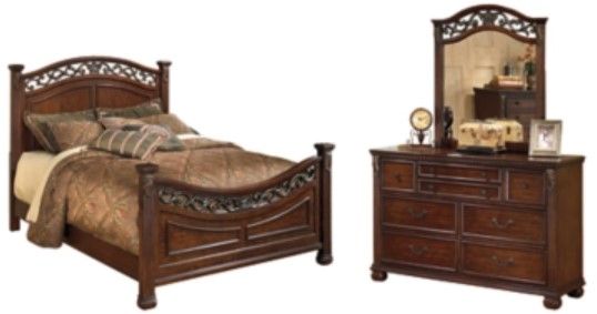 Signature Design by Ashley® Leahlyn 3-Piece Warm Brown King Panel Bed Set-0