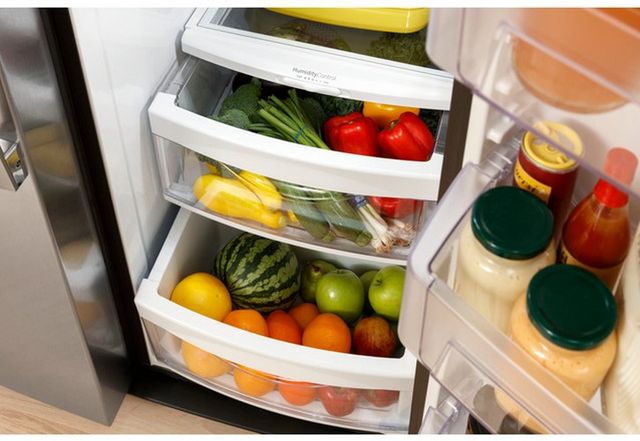 GE® 36 in. 25.3 Cu. Ft. Fingerprint Resistant Stainless Steel Side by Side Refrigerator-18