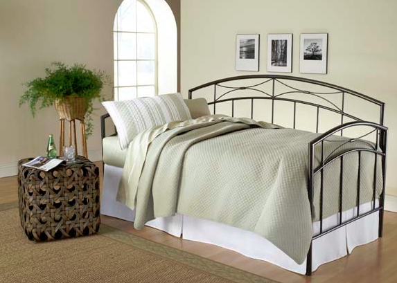 HH2 Home Morris Magnesium Daybed-1