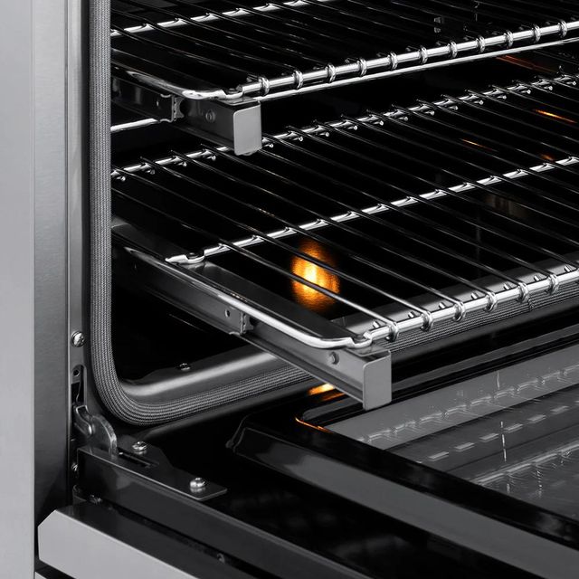 ZLINE Autograph Edition Paramount 36" Stainless Steel Pro Style Induction Range with Matte Black Accents-3