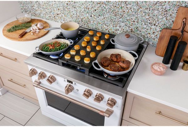 Café 36" Stainless Steel Pro Style Dual Fuel Range
