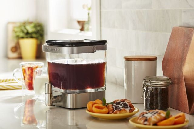 KitchenAid® 38 Oz Stainless Steel Cold Brew Coffee Maker-3