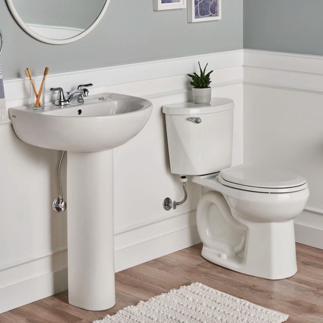 American Standard Evolution White 22" Pedestal Sink Top and Leg Combination with 4" Centerset-3