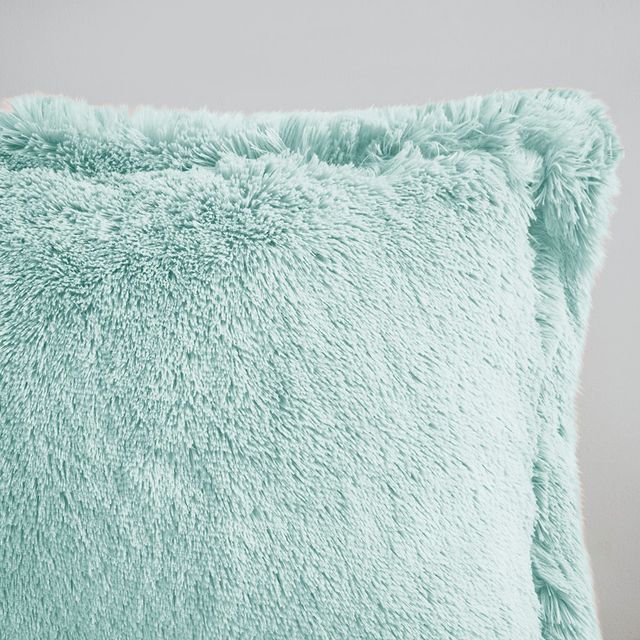 Olliix by Intelligent Design Malea Aque Full/Queen Shaggy Faux Fur Comforter Mini Set-4