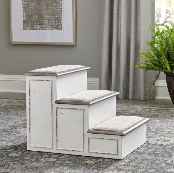 Liberty Furniture Magnolia Manor Antique White/Weathered Bark Pet Steps-1