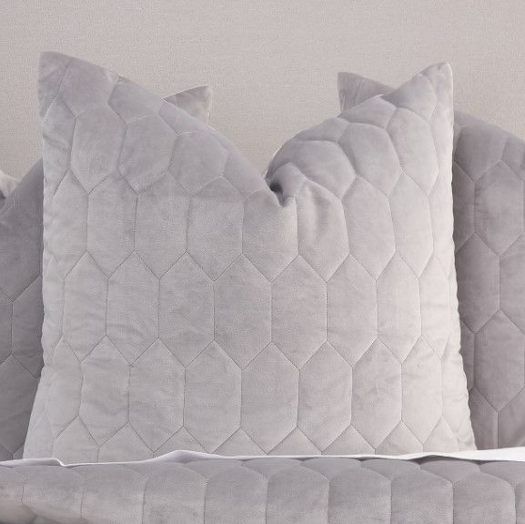 Michael Amini® Affluent 3-Piece Dove Queen Quilt Set-1