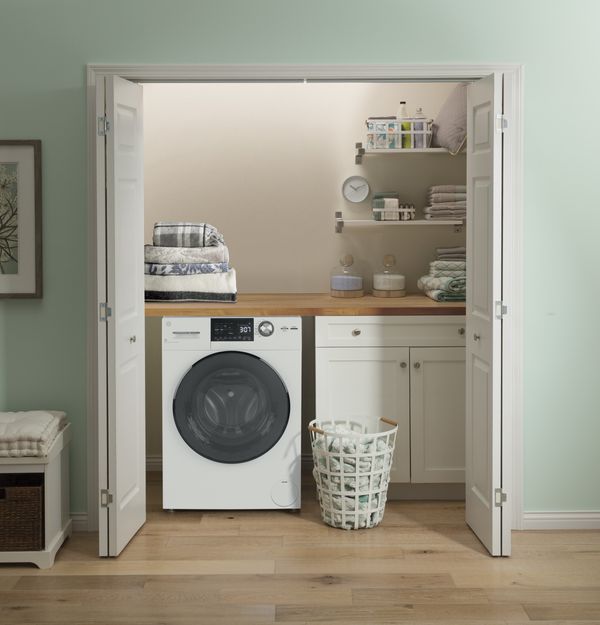 GE 2.4 Cu. Ft. White Washer Dryer Combo