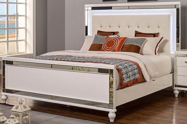 New Classic® Home Furnishings Valentino White Full Upholstered Bed-0