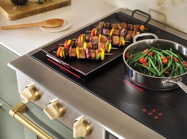 BlueStar® 36" Standard RAL Color Pro Style Induction Range-3