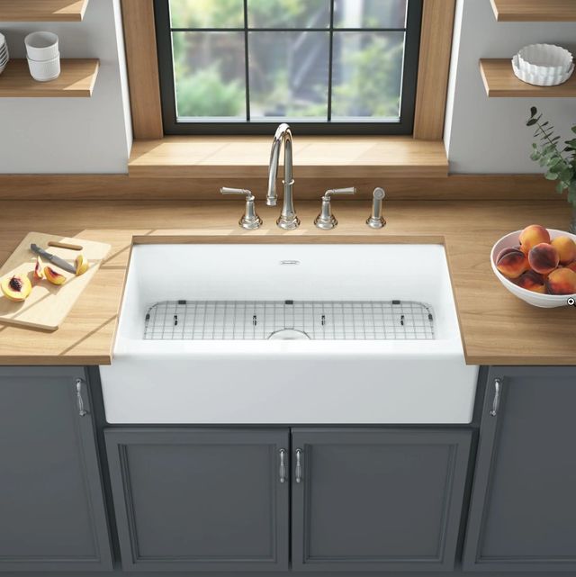 American Standard Delancey Brilliant White 4-Hole Undermount Single-Bowl Apron Front Kitchen Sink-1