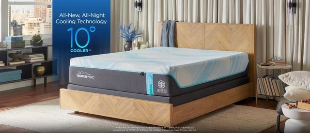 Tempur-Pedic® TEMPUR-LuxeBreeze® 13" Hybrid Medium Smooth Top Queen Mattress-1
