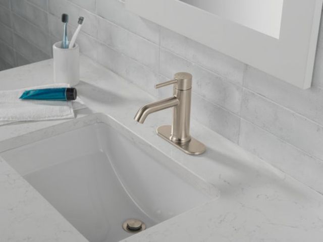 Peerless Precept® Brushed Nickel Single Top Handle Lavatory Faucet-3