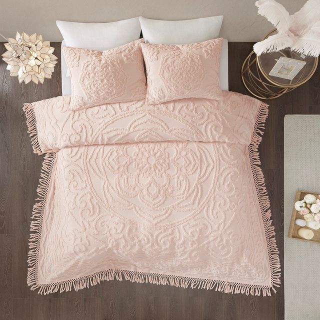 Olliix by Madison Park Blush King/California King Laetitia Tufted Cotton Chenille Medallion Fringe Coverlet Set-2
