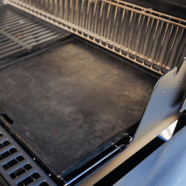 Weber® Grills® Weber Crafted Flat Top Griddle-3