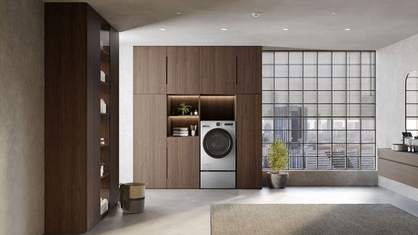 LG 5.0 Cu. Ft. Graphite Steel Washer Dryer Combo