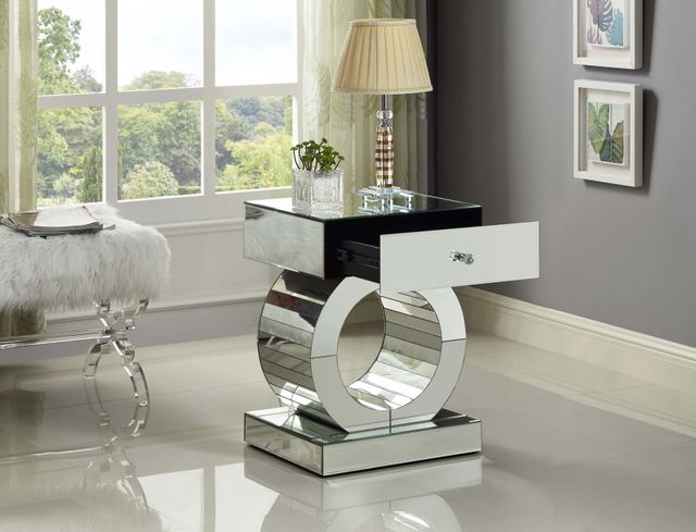 Meridian Furniture Jocelyn Mirrored End Table-3