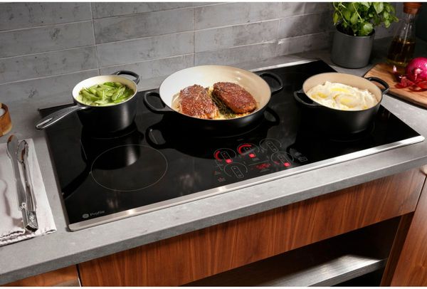 GE Profile induction Cooktop GE Profile 36” Black Induction Cooktop