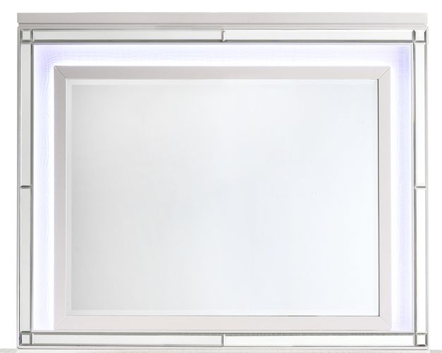 New Classic® Home Furnishings Valentino 3-Piece White Vanity Set-2