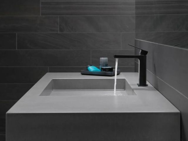 Peerless Xander® Matte Black Single Handle Lavatory Faucet-2