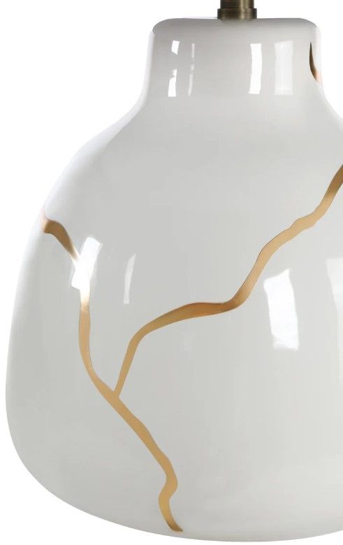 Renwil® Everren Rhodes Glazed Ivory/Gold Leaf Table Lamp-3